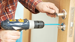 Automotive Locksmith at South Of Somerset Paramount, California